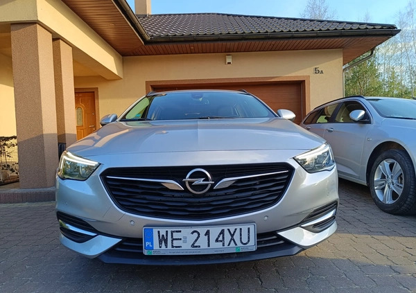 Opel Insignia cena 68900 przebieg: 117000, rok produkcji 2019 z Chełm małe 667